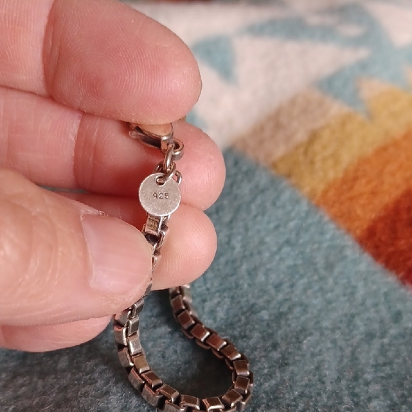 Elegant Silver Chain Bracelet TIIFANYS WITH TIFFANY BLUE POUCH 6.5 In Length - Picture 3 of 4